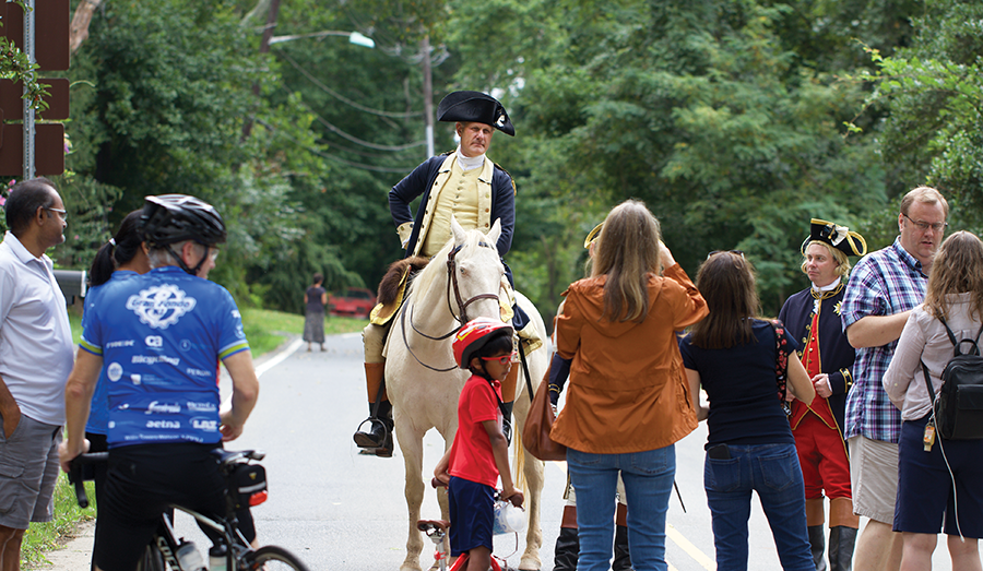 Gen Washington and the Crowd