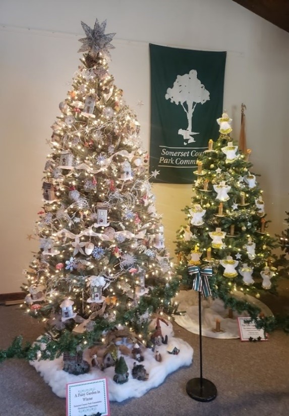 Tree Decorators and Musicians Sought for Holiday Festival at Environmental Education Center